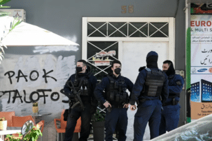 Νέα «ντου» της Αστυνομίας σε 21 συνδέσμους οπαδών της Αττικής - Τι βρέθηκε - Τρεις συλλήψεις
