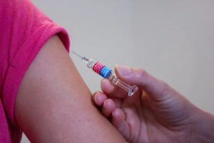 Οι ΗΠΑ θα διαθέσουν 296.000 δόσεις εμβολίων σε πολιτείες για την ευλογιά των πιθήκων