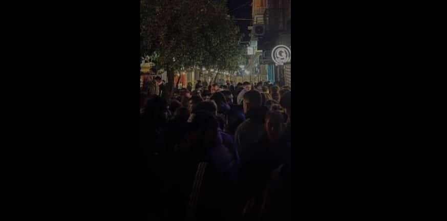 Το τελευταίο κορονοπάρτι στην Πάτρα - Κάτω από τη «μύτη» των Αρχών