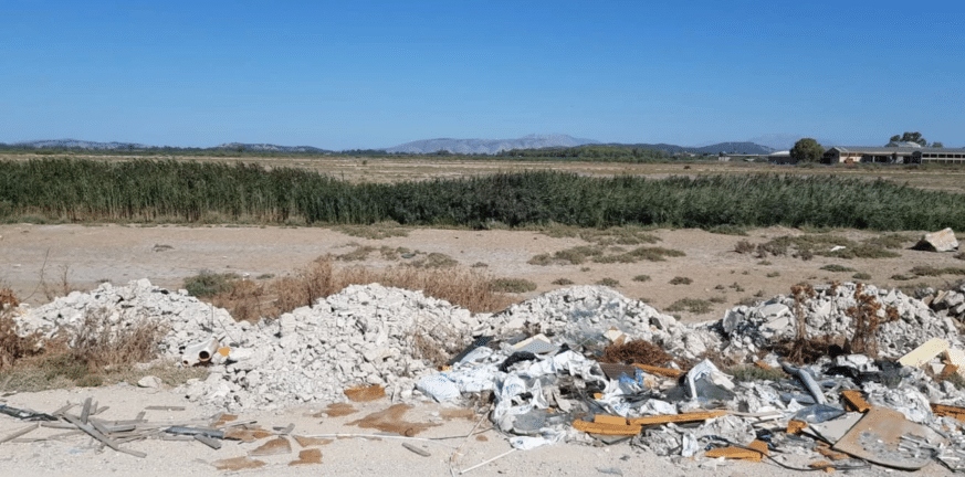 Απομακρύνθηκαν περίπου 1.300 τόνοι στερεών αποβλήτων από το εθνικό πάρκο λιμνοθαλασσών Μεσολογγίου – Αιτωλικού