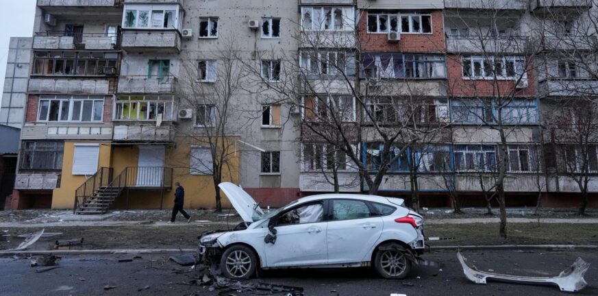 Ρωσική πρεσβεία για τους νεκρούς ομογενείς στην Μαριούπολη: Δεν βομβαρδίζουμε αμάχους, οι Ουκρανοί το έκαναν