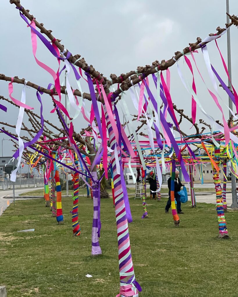 Πατρινό Καρναβάλι 2022: Ένα καρναβαλικό δάσος στο Νέο Λιμάνι από την ομάδα «του χρόνου Μπούλες» - ΦΩΤΟ