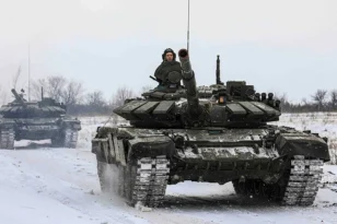 Η Ρωσία ανακοίνωσε την αποχώρηση στρατευμάτων από την Κριμαία - ΒΙΝΤΕΟ