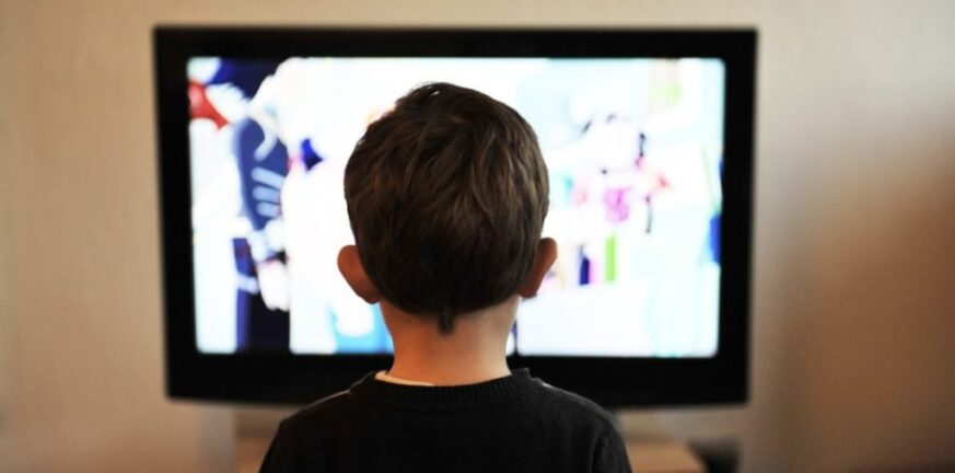 Αυξημένος ο κίνδυνος αυτισμού για παιδιά που βλέπουν πάνω από δύο ώρες τηλεόραση την ημέρα