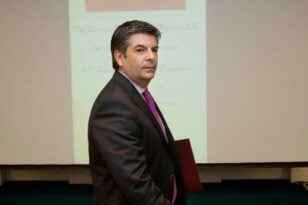 Πανεπιστήμιο Πελοποννήσου: Καθηγητής... άπλωνε χέρι; - Άμεση διερεύνηση ζητά ο Θ. Παπαθεοδώρου - Παραγγελία εισαγγελέα