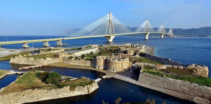 Κάστρο Ρίου: Τα «μικρά Δαρδανέλλια» της Πελοποννήσου (βίντεο)