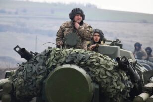 Ρωσική εισβολή στην Ουκρανία: Συνεχίζεται η μάχη στο Κίεβο παρά την πρόθεση για διαπραγματεύσεις - ΒΙΝΤΕΟ