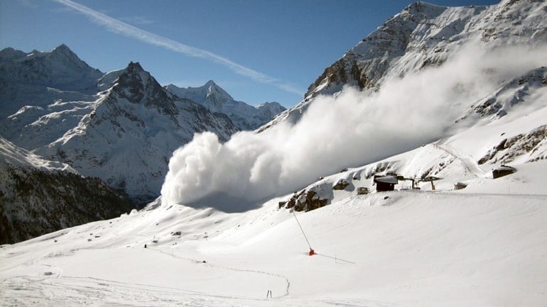 Νεκροί δύο σκιέρ στις γαλλικές Άλπεις- Παρασύρθηκαν από χιονοστιβάδα