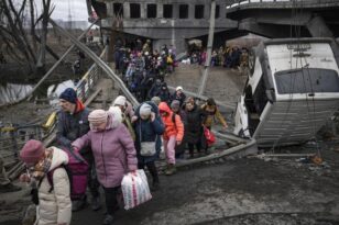 Ουκρανία: Το Κίεβο ελπίζει να ανοίξει σήμερα 10 ανθρωπιστικούς διαδρόμους