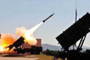 Νότια Κορέα: Η Βόρεια Κορέα χρησιμοποίησε εκτοξευτήρες πολλαπλών πυραύλων
