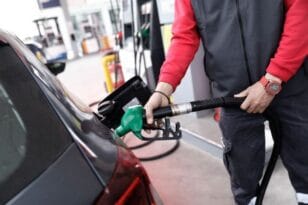 «Ζαλίζουν» οι τιμές στην αμόλυβδη βενζίνη - Σε ποιο μέρος της χώρας αγγίζει τα 3 ευρώ