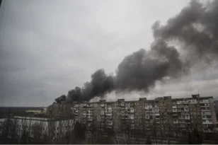 Ουκρανία - Πόλεμος: Το Κίεβο καταγγέλει απαγωγές κατοίκων της Μαριούπολης και βίαιες μεταφορές τους στη Ρωσία