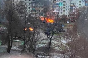 Πόλεμος στην Ουκρανία: Η Μαριούπολη δεν έχει πέσει – Ρουκέτα δίπλα σε πεζή στο Χάρκοβο – ΒΙΝΤΕΟ