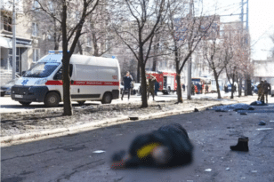 Πόλεμος στην Ουκρανία: Η Ρωσία υποστηρίζει πως έφτασαν τους 23 οι νεκροί από ουκρανικό πύραυλο στο Ντόνετσκ