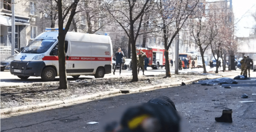 Πόλεμος στην Ουκρανία: Η Ρωσία υποστηρίζει πως έφτασαν τους 23 οι νεκροί από ουκρανικό πύραυλο στο Ντόνετσκ