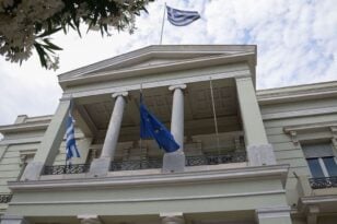 Υπουργείο Εξωτερικών: Διάβημα στο Ρώσο πρέσβη για την απέλαση των οχτώ Ελλήνων διπλωματών