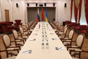 Ουκρανία - Πόλεμος: Νέος γύρος διαπραγματεύσεων από αύριο στην Τουρκία