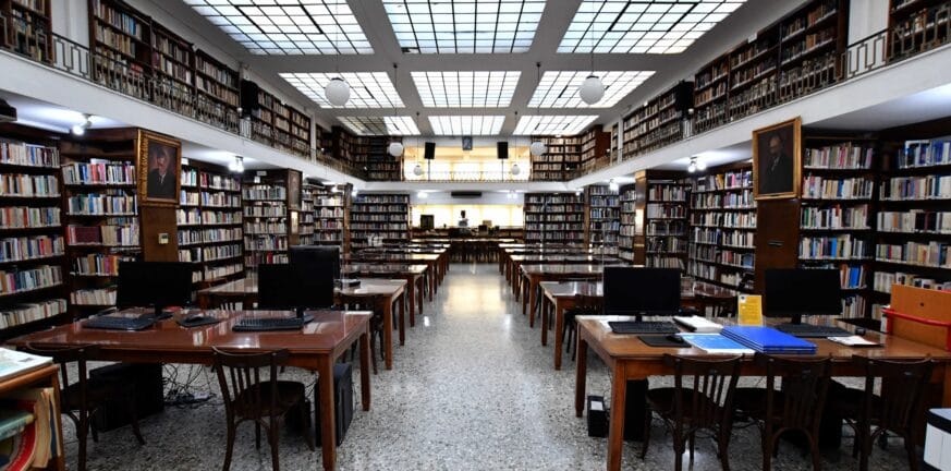 Πάτρα: Κλειστή όλο τον Αύγουστο η Δημοτική Βιβλιοθήκη