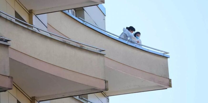 Θρίλερ στην Ελβετία: Νεκρά τέσσερα μέλη της ίδιας οικογένειας πέφτοντας από τον 7ο όροφο