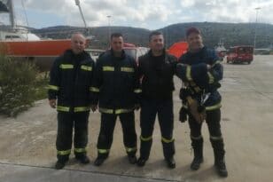 Euroferry Olympia: Στο πλευρό των πυροσβεστών ο Βασίλης Φερτάκης - ΦΩΤΟ