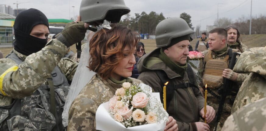 Ουκρανία,γάμος,χαρακώματα