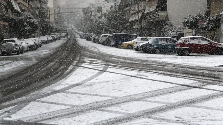 Κακοκαιρία «Μπάρμπαρα»: Πότε θα χιονίσει στην στην Αττική - Συστάσεις για περιορισμό των μετακινήσεων