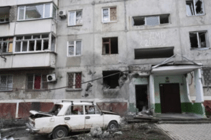 Πόλεμος στην Ουκρανία: Πυρά δέχθηκε το γενικό προξενείο της Ελλάδας στη Μαριούπολη - Επικοινωνία Δένδια με τον Ουκρανό ΥΠΕΞ