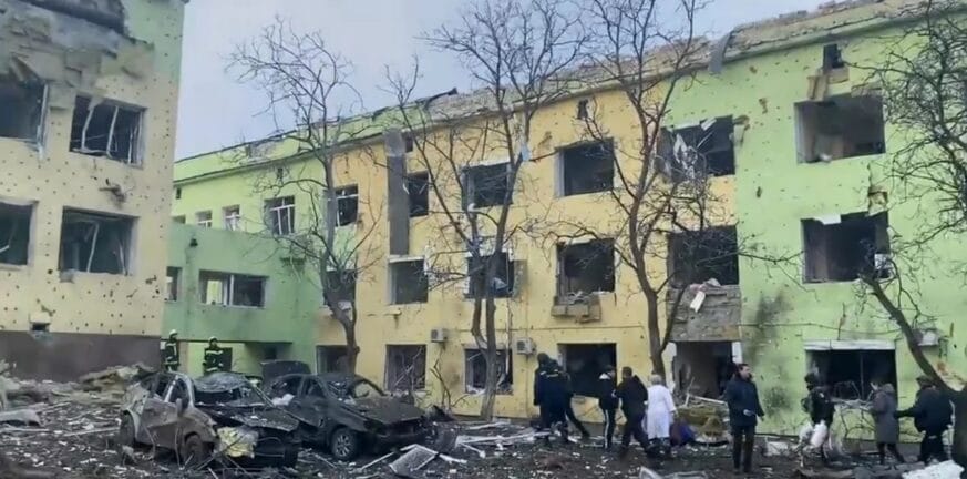 Πόλεμος στην Ουκρανία: 71 παιδιά σκοτώθηκαν στη διάρκεια της ρωσικής εισβολής - Νεκρό κορίτσι στο μαιευτήριο της Μαριούπολης