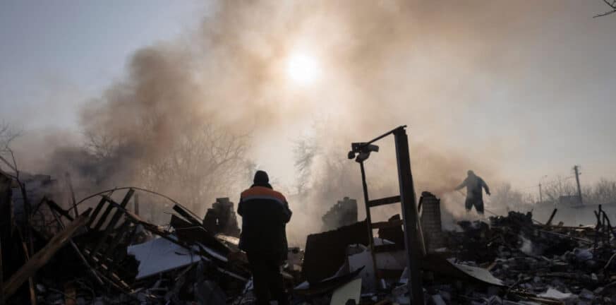 Ρωσία: Το Κρεμλίνο διαψεύδει ότι χρησιμοποίησε βόμβες φωσφόρου στην Ουκρανία
