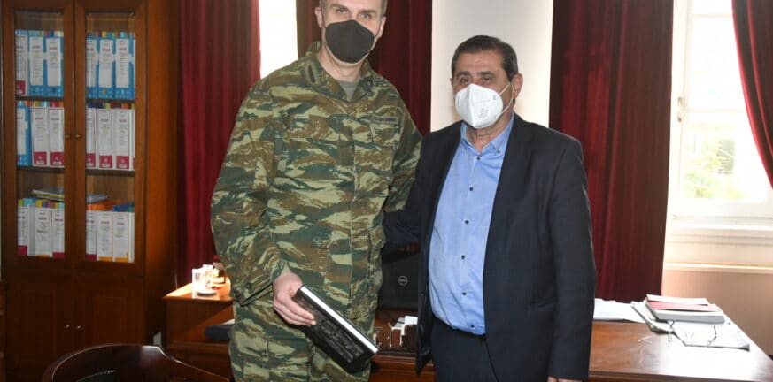 Πάτρα: Ο νέος Διοικητής του ΚΕΤχ Τρύφων Χατζηγιάννης επισκέφθηκε τον Κώστα Πελετίδη - ΦΩΤΟ