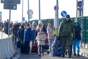 Προσωρινή προστασία ενός έτους θα παρέχεται στους Ουκρανούς πρόσφυγες που έρχονται στην Ελλάδα