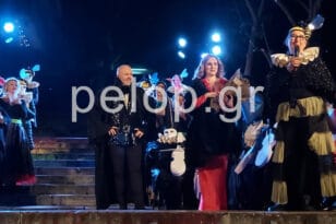 Πατρινό Καρναβάλι 2022: Η Ειρήνη Καράγιαννη με τις ΣΦήγΚΕΣ στις σκάλες Γεροκωστοπούλου ΦΩΤΟ - ΒΙΝΤΕΟ
