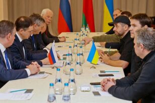 Πόλεμος στην Ουκρανία: Από στιγμή σε στιγμή ξεκινά ο δεύτερος γύρος διαπραγματεύσεων