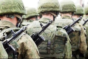 ΕΕ: Σύσταση «ευρωστρατού» με 5.000 στρατιώτες με το βλέμμα σε Ρωσία και Τουρκία - Τι αναφέρει η «Στρατηγική Πυξίδα»