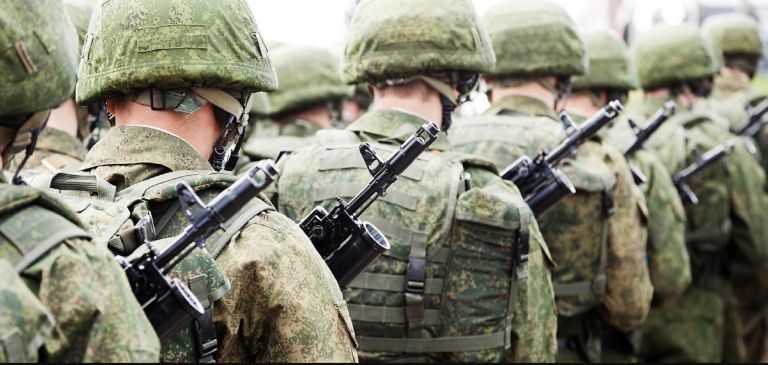 ΕΕ: Σύσταση «ευρωστρατού» με 5.000 στρατιώτες με το βλέμμα σε Ρωσία και Τουρκία - Τι αναφέρει η «Στρατηγική Πυξίδα»