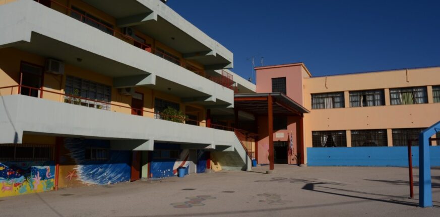 Θεσσαλονίκη: Έβαλαν εκρηκτικό μηχανισμό σε προαύλιο δημοτικού σχολείου
