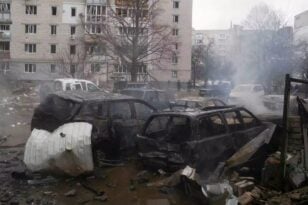 Πόλεμος στην Ουκρανία: Διακόπηκε λόγω των βομβαρδισμών η εκκένωση του Ιζιούμ