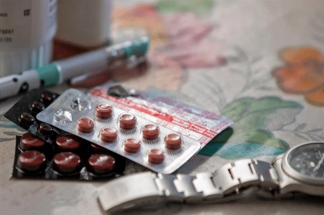 ΕΟΦ: Απαγορεύει την κυκλοφορία ομοιοπαθητικών φαρμάκων