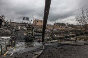 Πόλεμος στην Ουκρανία: Οι Ρώσοι βομβάρδισαν τη Ζαπορίζια - Φόβοι για νεκρούς ΦΩΤΟ