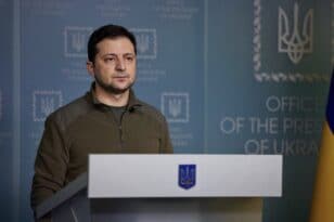 Ουκρανία: Έκκληση Ζελένσκι στην ΕΕ - «Σταματήστε κάθε «εμπόριο» με τη Ρωσία» - Απαγόρευση κυκλοφορίας στο Κίεβο