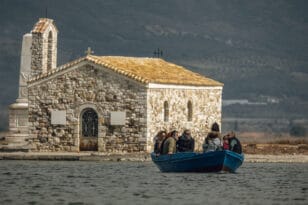 Μεσολόγγι: Τριήμερο με βαρκάδες με παραδοσιακή γαΐτα στην ιστορική λιμνοθάλασσα της Κλείσοβα