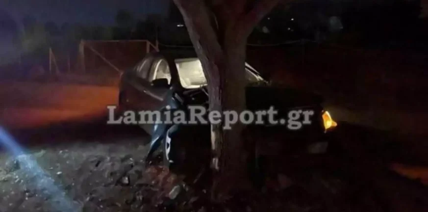 Άμφισσα: Αυτοκίνητο «καρφώθηκε» σε δέντρο - Νεκρός ο 33χρονος οδηγός