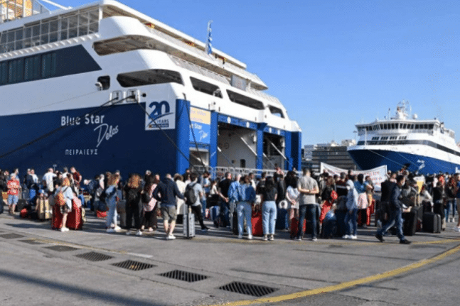 Δεκαπεντάυγουστος: Βούλιαξαν τα λιμάνια από τους εκδρομείς - Πάνω από 25.000 επιβάτες αναχώρησαν - ΒΙΝΤΕΟ