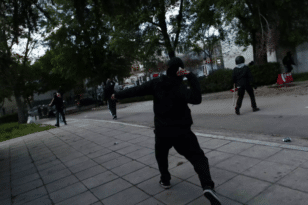 Θεσσαλονίκη - Επεισόδια στο ΑΠΘ: Τραυματίστηκε αστυνομικός ΒΙΝΤΕΟ