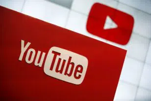 Ο πόλεμος στην Ουκρανία έφερε απώλεια στις διαφημίσεις για το YouTube