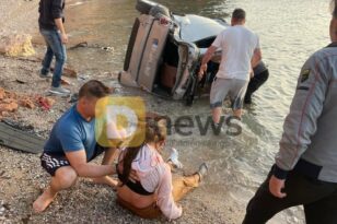  Σαλαμίνα: Τροχαίο με τρεις τραυματίες - Βρέθηκε στη... θάλασσα το Ι.Χ  (ΦΩΤΟ)