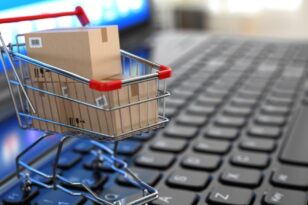 e-shop: Ποια προϊόντα αγοράζουν οι καταναλωτές από το διαδίκτυο