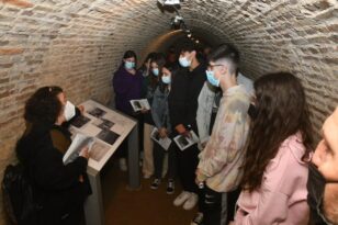 Πάτρα: Μαθητές του Γενικού Λυκείου Αλιάρτου ξεναγήθηκαν στο ιστορικό Καταφύγιο των Υψηλών Αλωνίων - ΦΩΤΟ