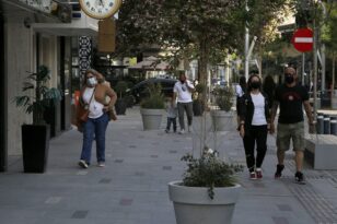Κύπρος: Στο τραπέζι η κατάργηση της μάσκας στους εξωτερικούς χώρους και μείωση των rapid tests