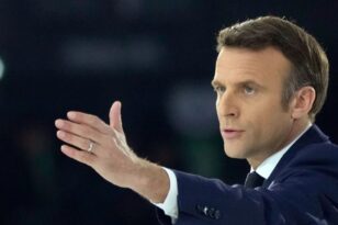 Γαλλία: Ο Μακρόν αναζητά γυναίκα για Πρωθυπουργό - «Παράθυρο» για Μελανσόν